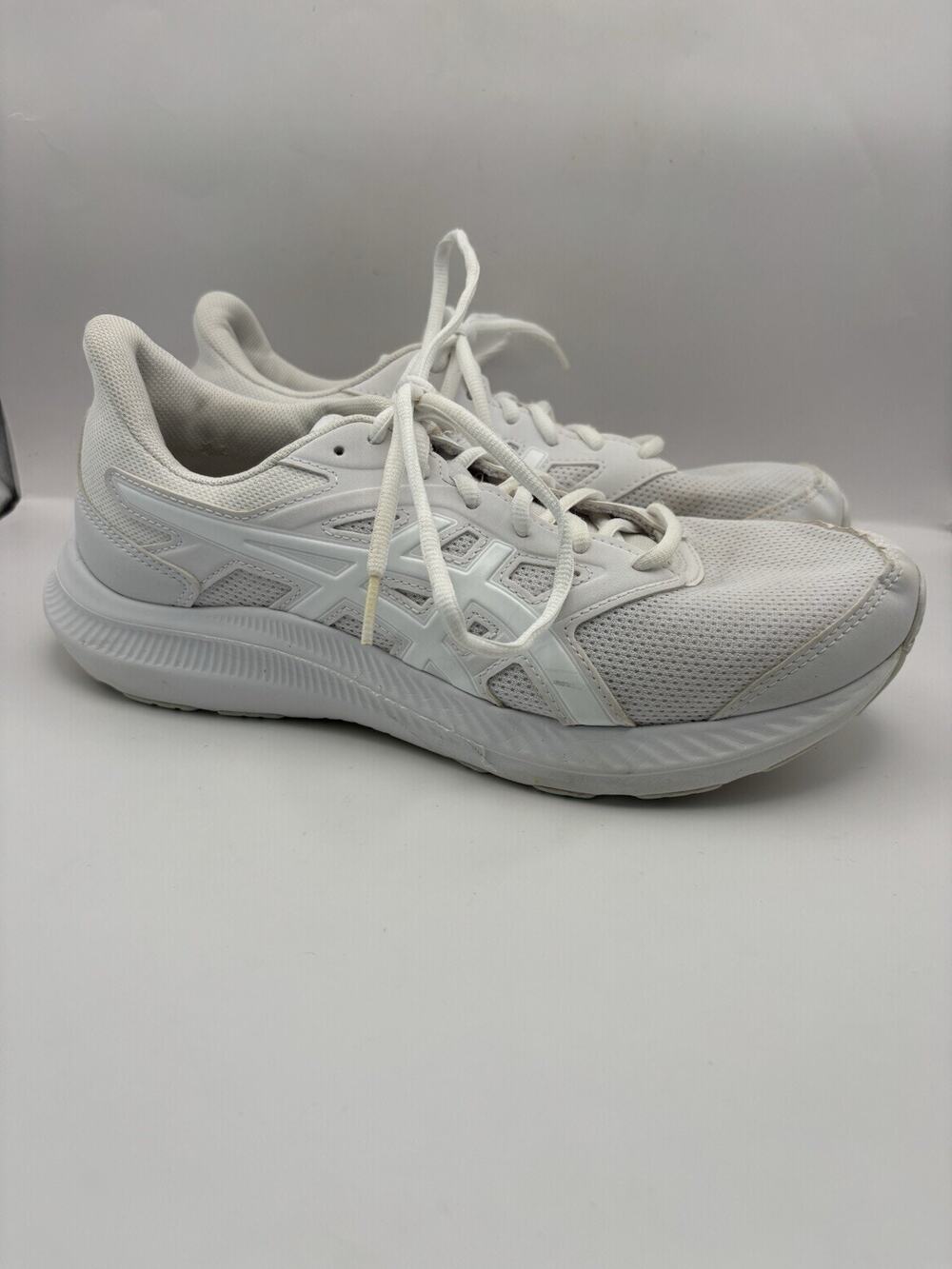 ASICS Jolt 4 Road Running Triple White Sneakers Women Size 9.5